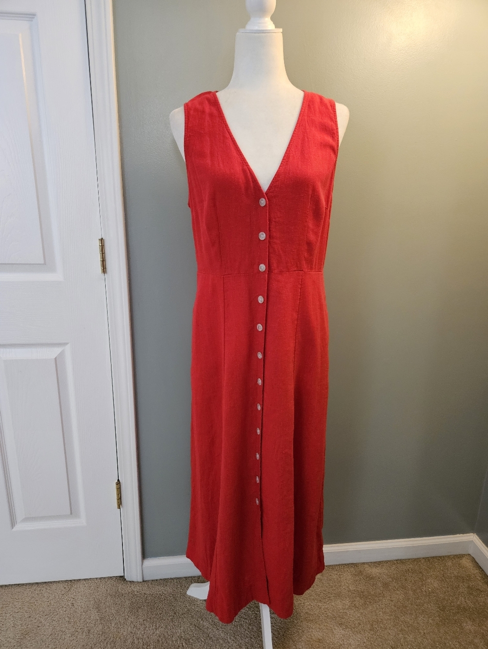 Universal Thread Bright Red V-Neck Button-Front Maxi Dress